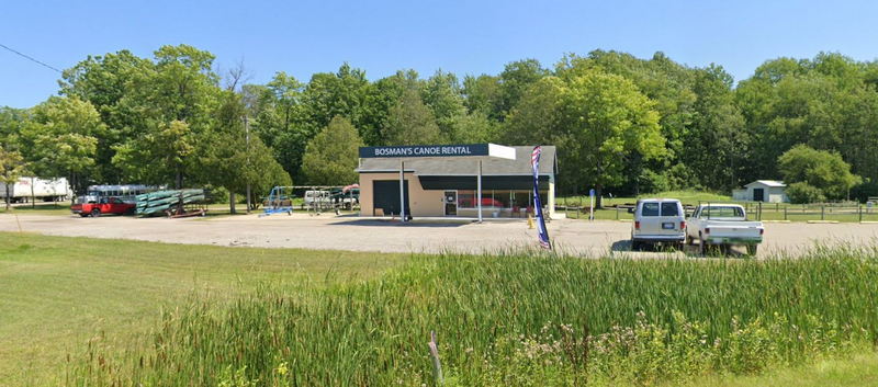 Garlets Corner Restaurant and Motel - Now A Canoe Rental (newer photo)